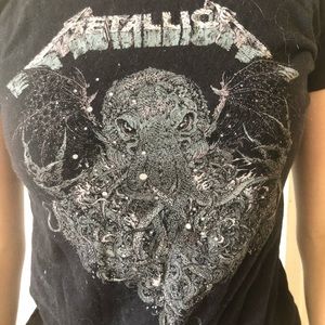 Super cool  Metallica child large  t shirt